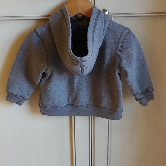 Oshkosh B'gosh Gray Long Sleeve Hoody Size 18M - Picture 2 of 7